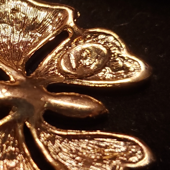 Vintage Liz Claiborne  Butterfly Pin Brooch w/ Rhinestones & Enamel - Picture 6 of 6